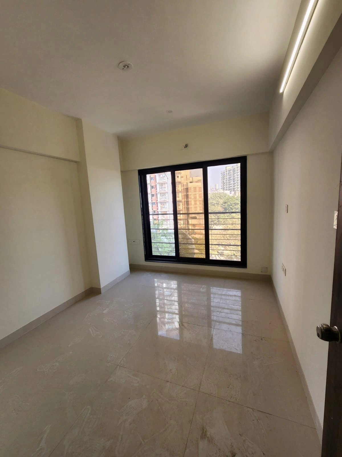 2.5 BHK Flat for Rent in Mayur Residency , Malad East